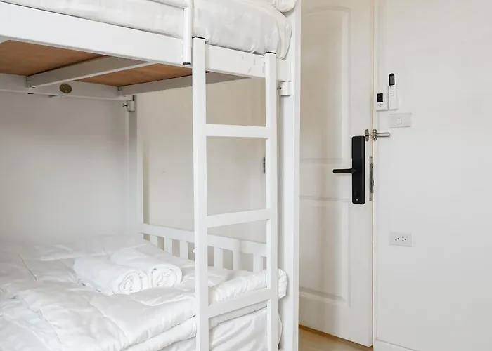 Hostel The Roamery Bangkok