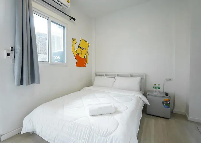 Hostel The Roamery *