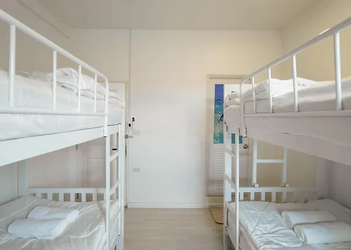 Hostel The Roamery Bangkok