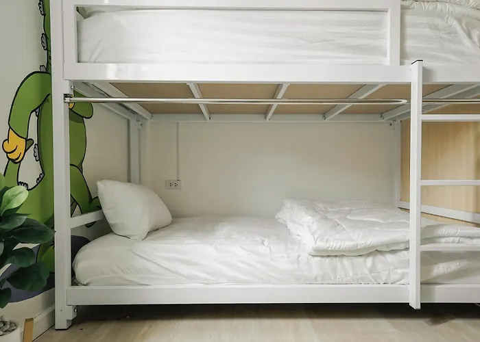 Hostel The Roamery *