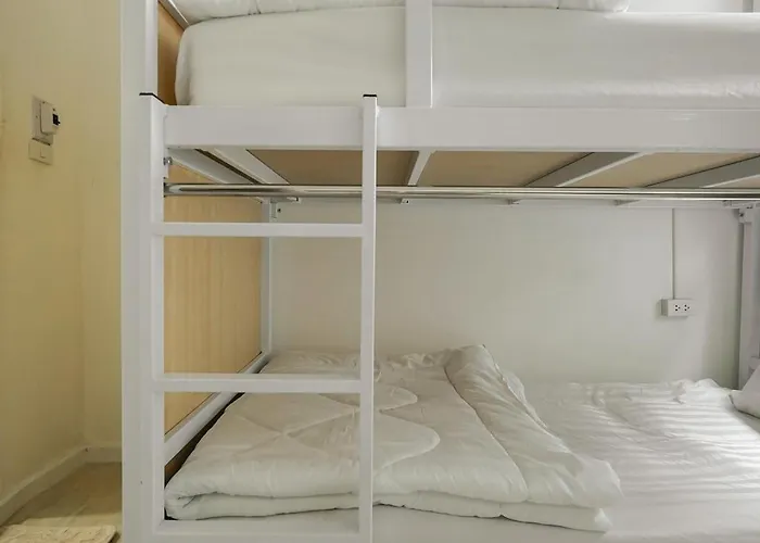 Hostel The Roamery